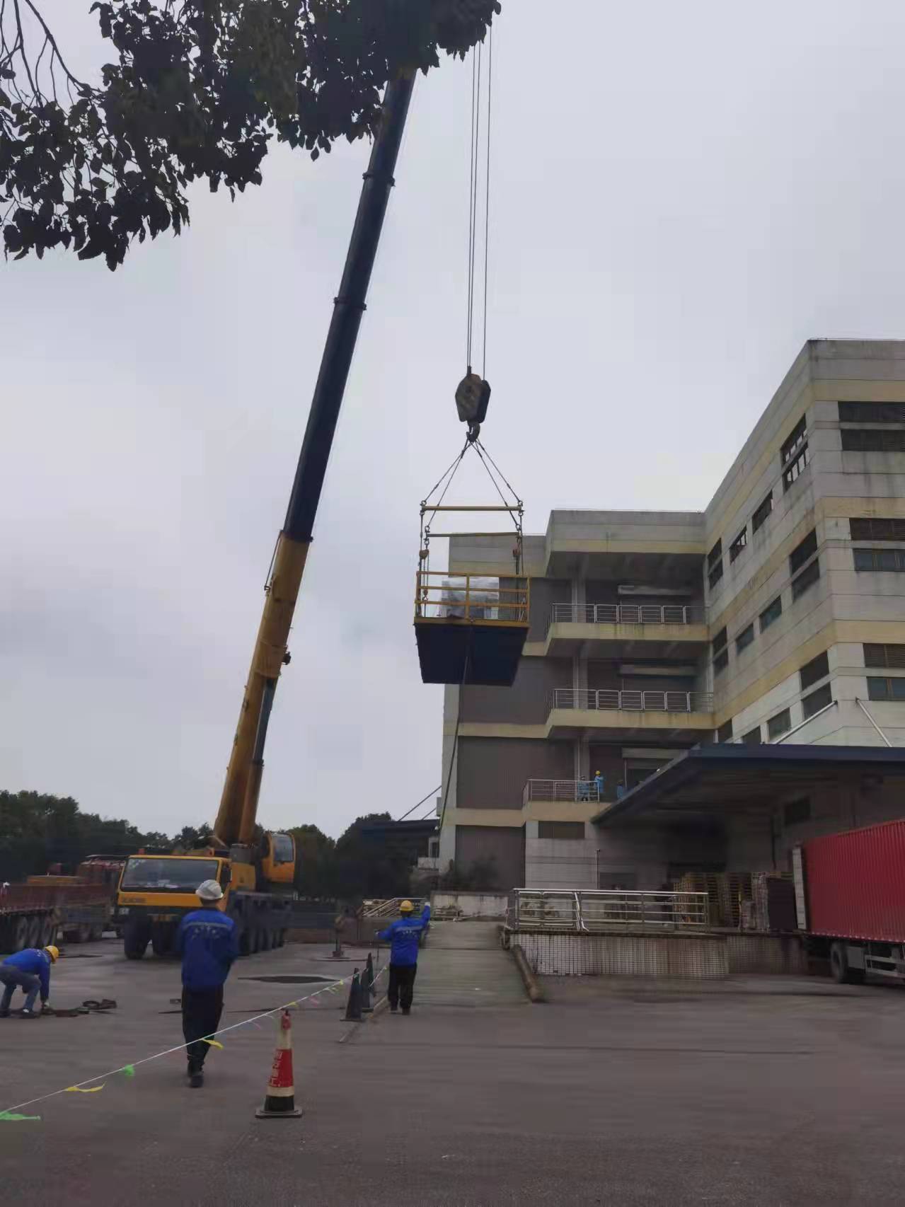 設備遠距離高空吊裝